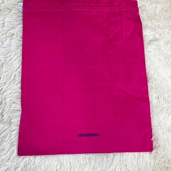 Henri Bendel Embroidered Shoe Accessory Dust/Travel Drawstring Bag Fuschia Pink - Picture 4 of 5